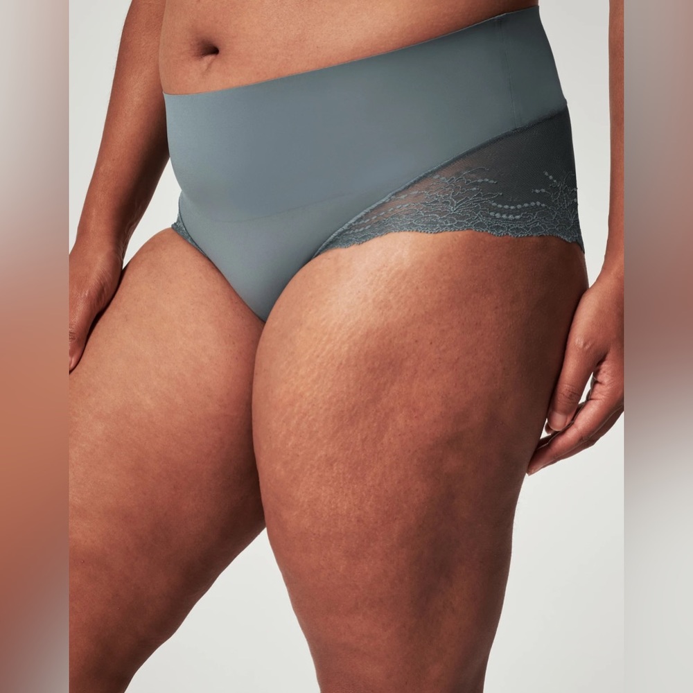 NWT Spanx‎ Undie-tectable® Lace Hi-Hipster Panty